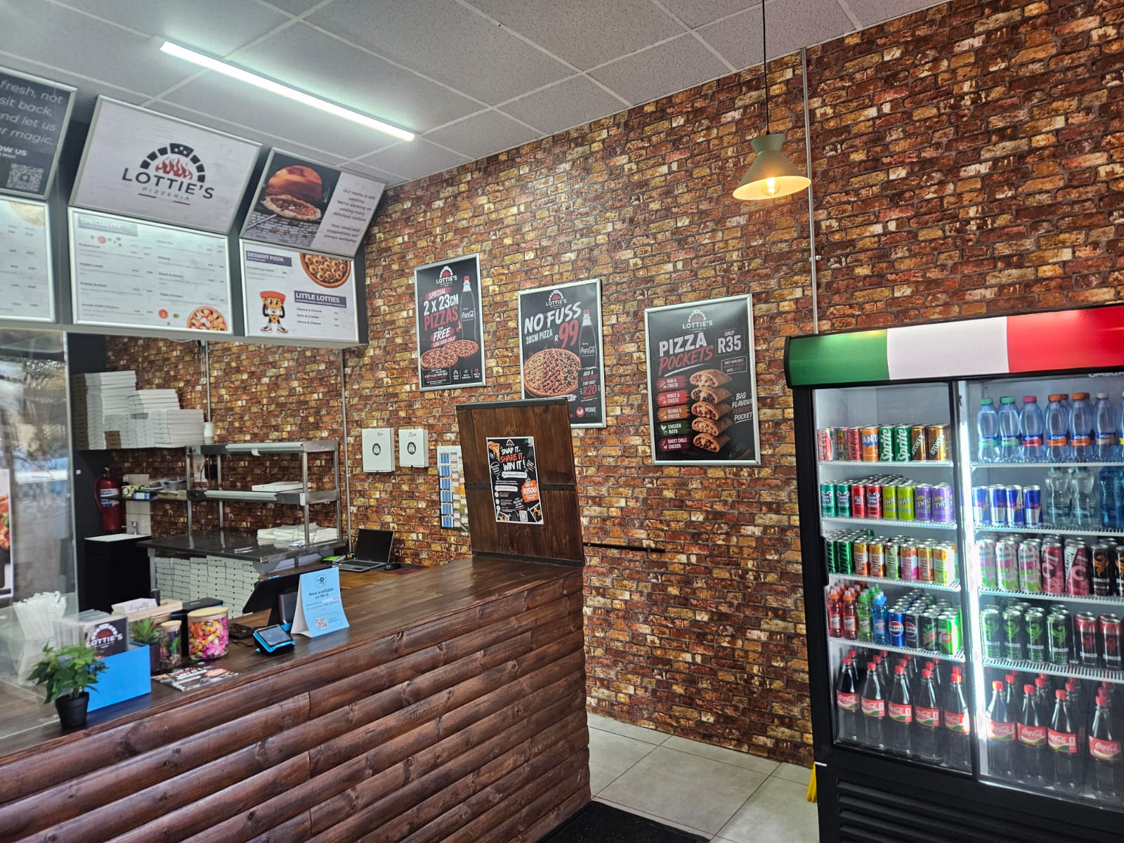 Restaurant counter